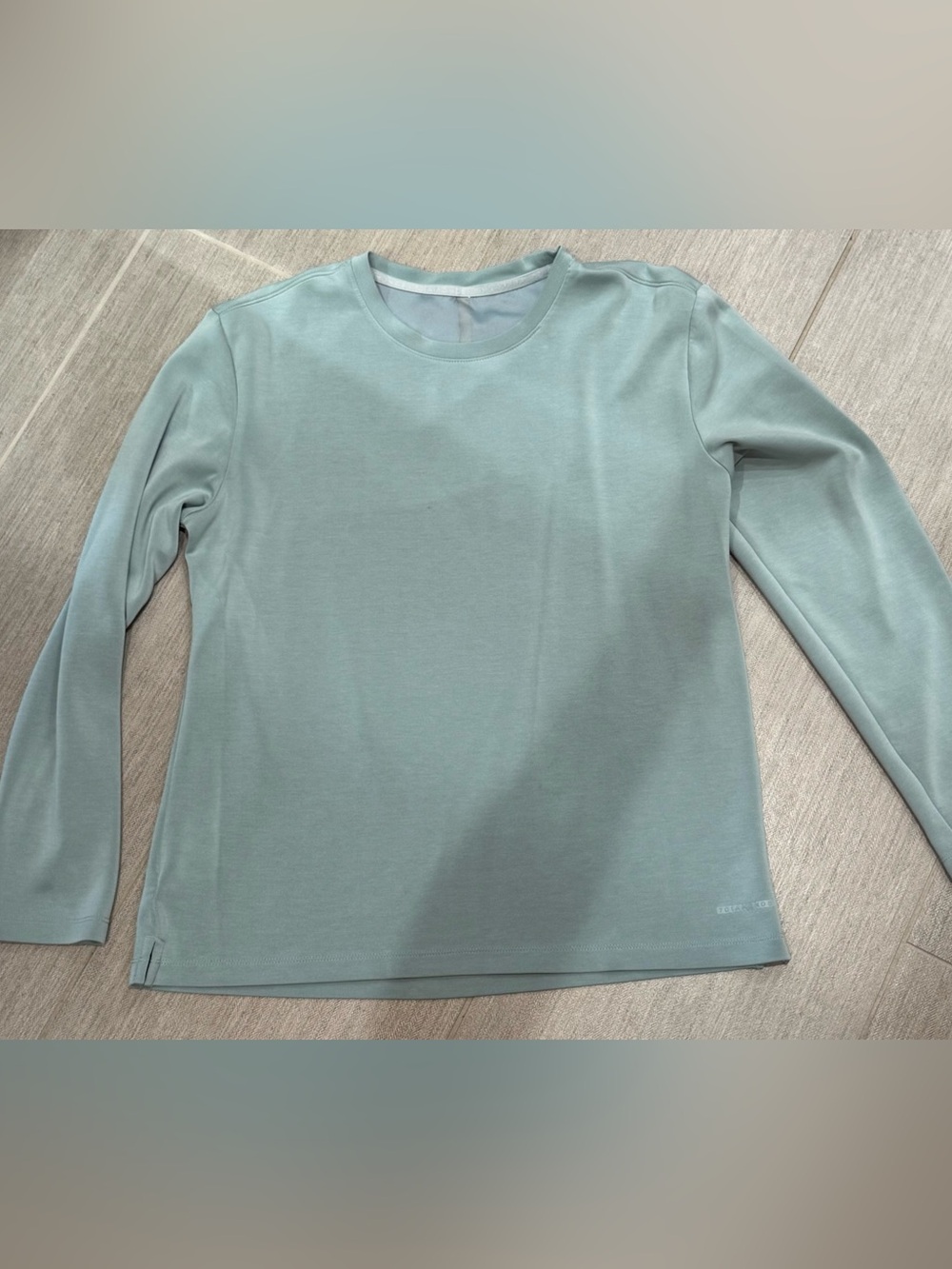 7 Diamonds Long-Sleeve Crewneck Top in Mint